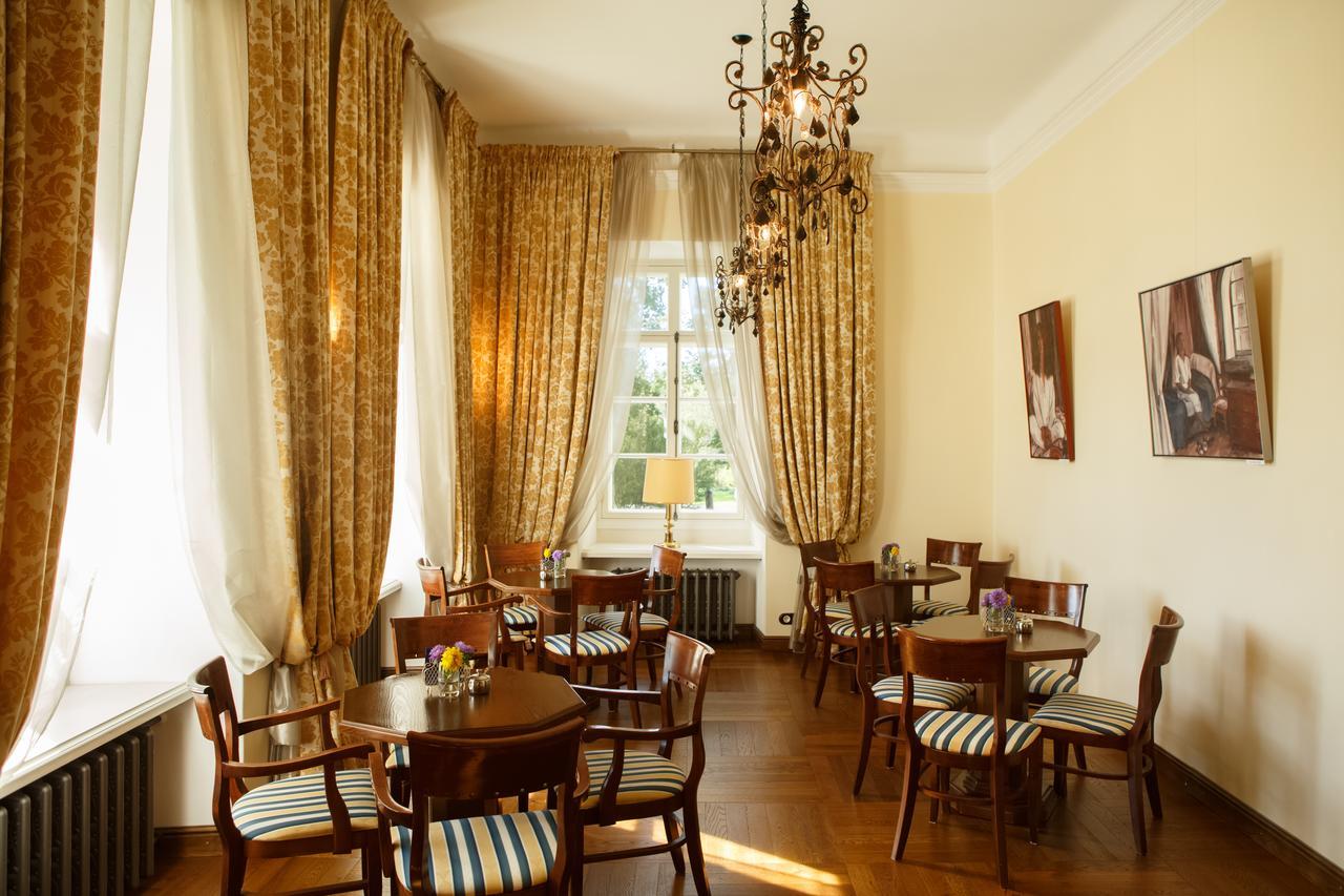 Kernu Manor Hotel & Spa Exterior photo
