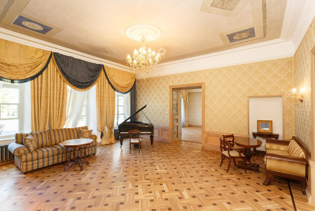 Kernu Manor Hotel & Spa Exterior photo